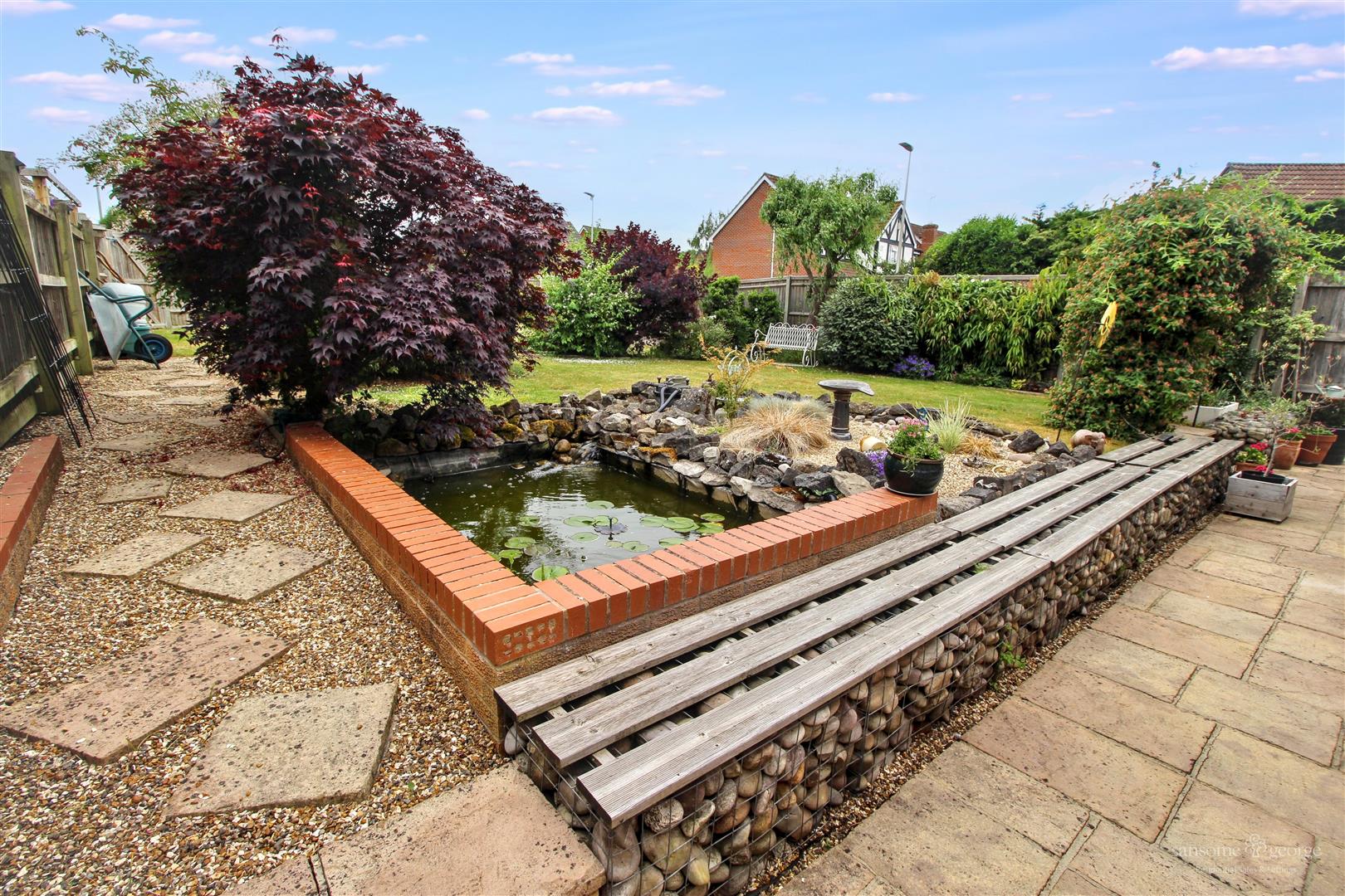 Goodliffe Gardens, Tilehurst, Reading